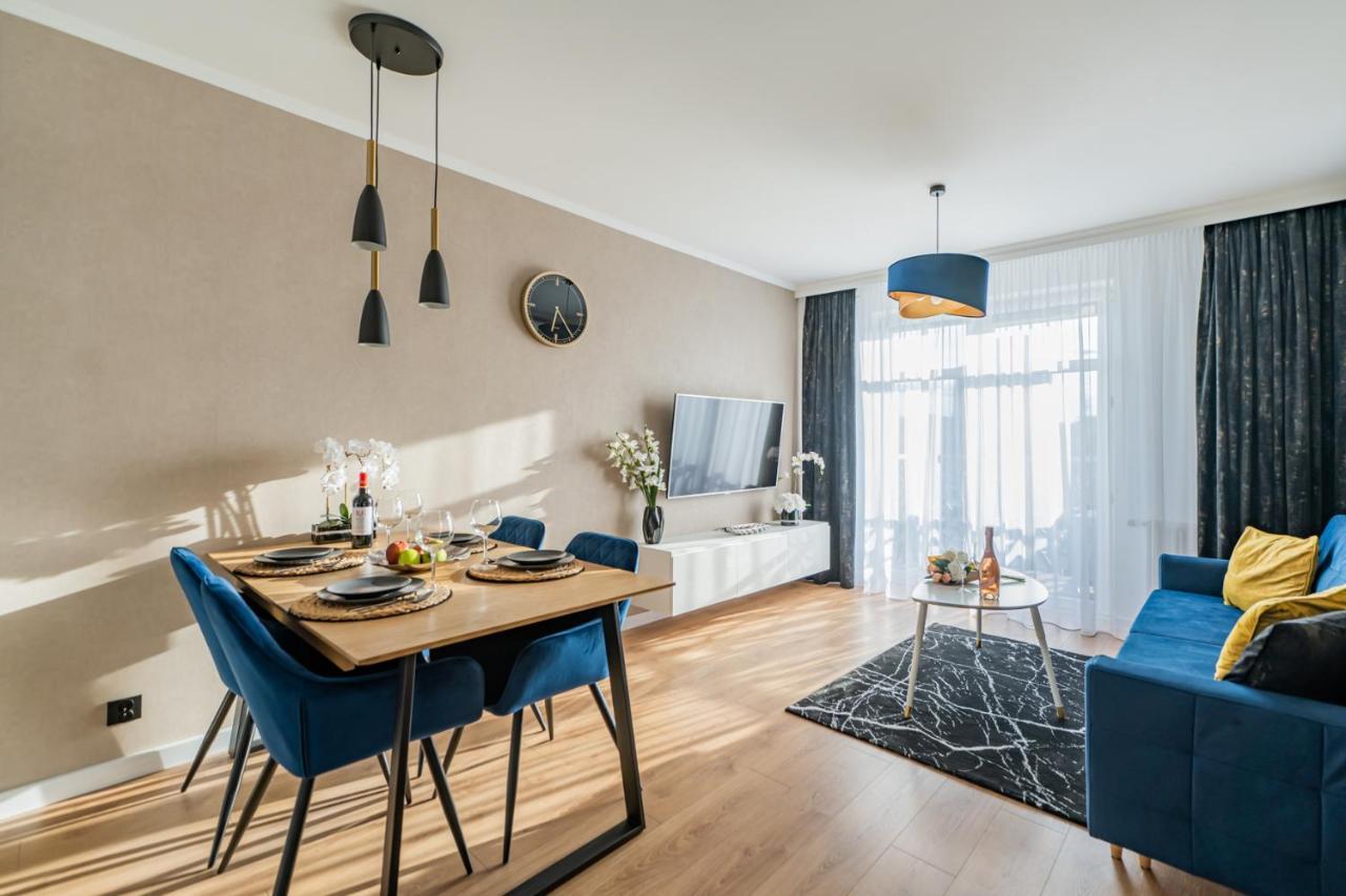 Apartment 24H With Free Garage And Ac Jagielly 5 Wroclaw Luaran gambar