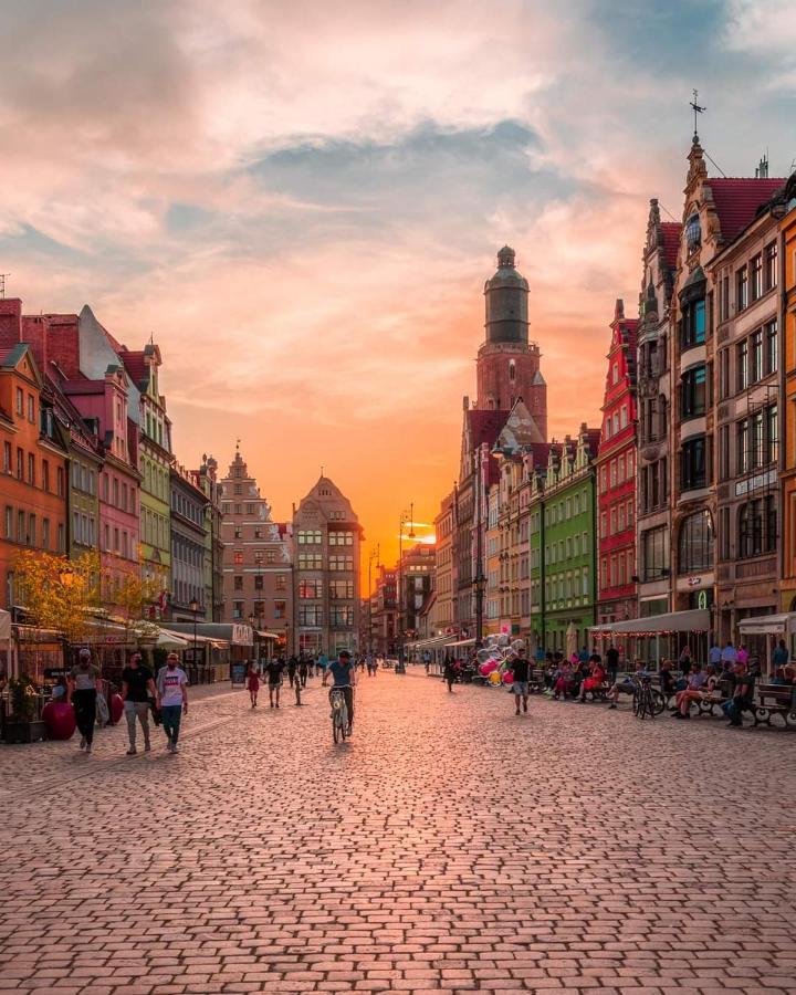 Apartment 24H With Free Garage And Ac Jagielly 5 Wroclaw Luaran gambar