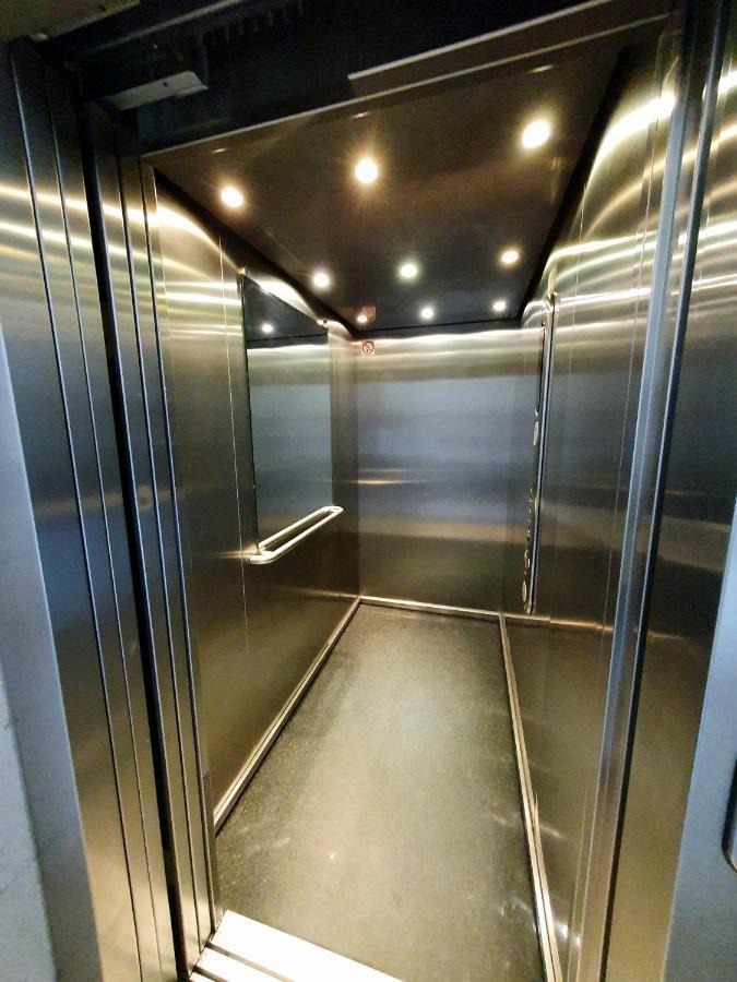 Apartment 24H With Free Garage And Ac Jagielly 5 Wroclaw Luaran gambar
